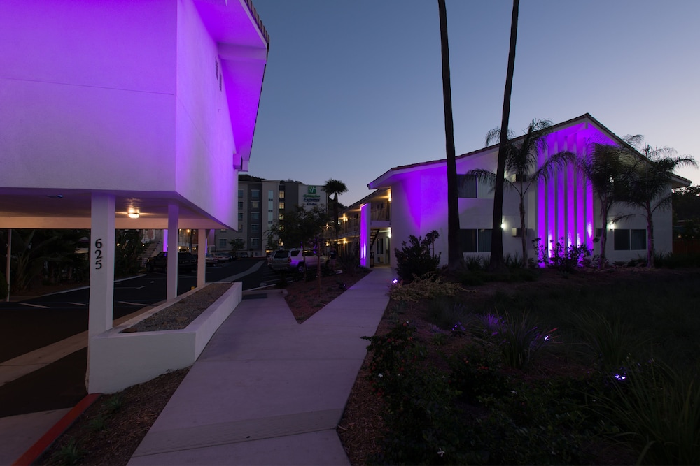 Hotel Iris San Diego - photo 33