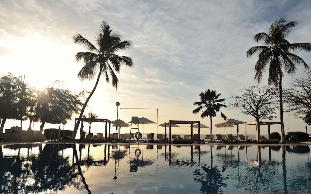 Pullman Dakar Teranga — 5-Star Luxury Hotel in Dakar, Senegal