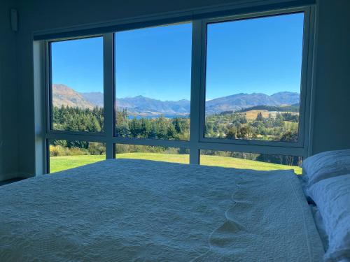 Lakeview Kanuka Retreat — hotel near Wanaka Airport