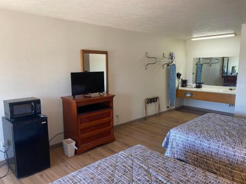 Brass Door Motel Gassville - photo 19