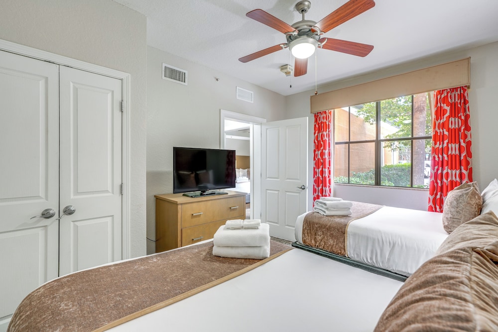 Disney Good Neighbor Resort Condo Less Than 4 Mi to WDW - photo 11