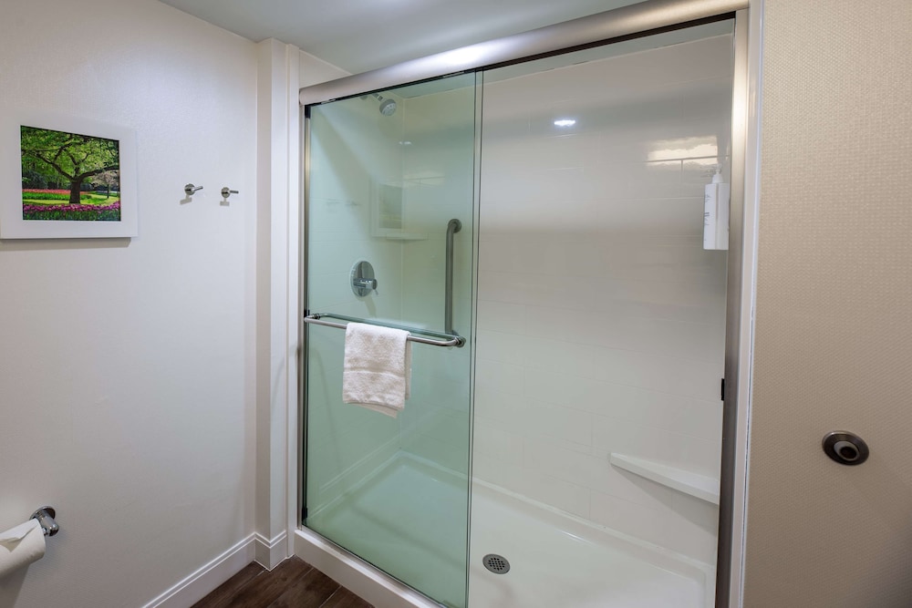 Hampton Inn Columbia I 26 Harbison Blvd. - photo 77