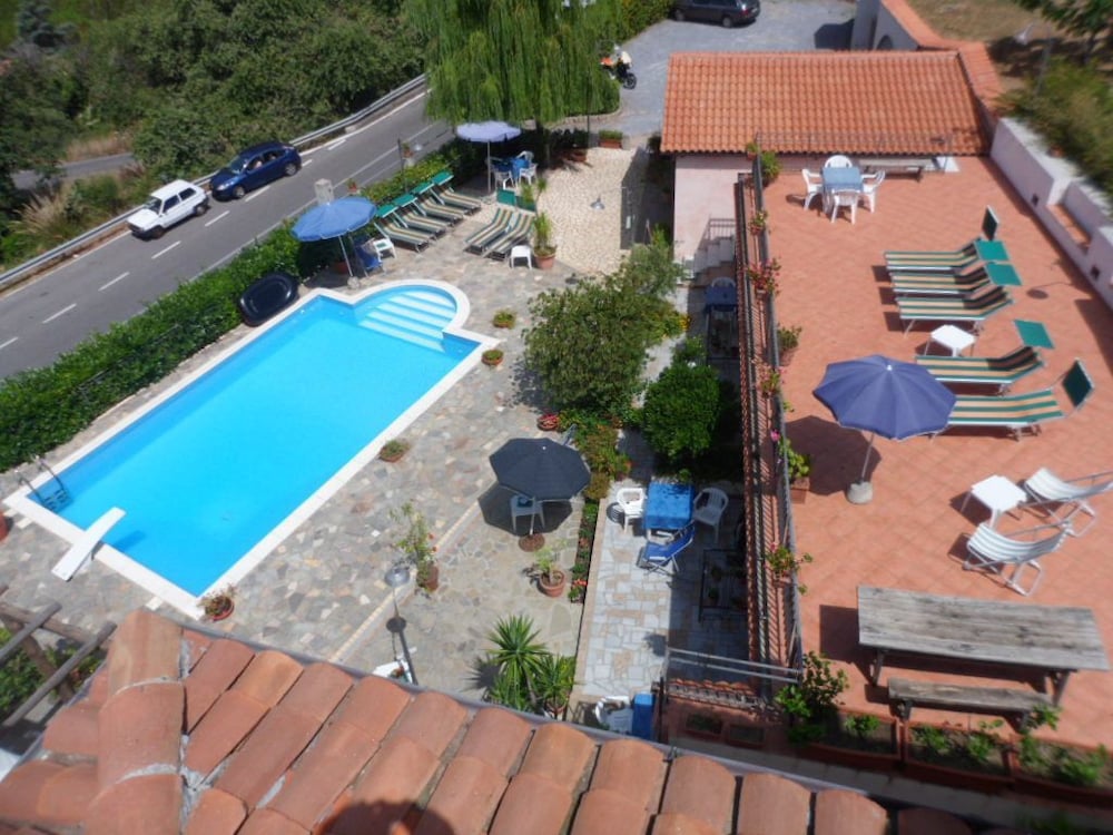 B&B Laino — 4-Star Luxury Hotel in Maratea, Italy
