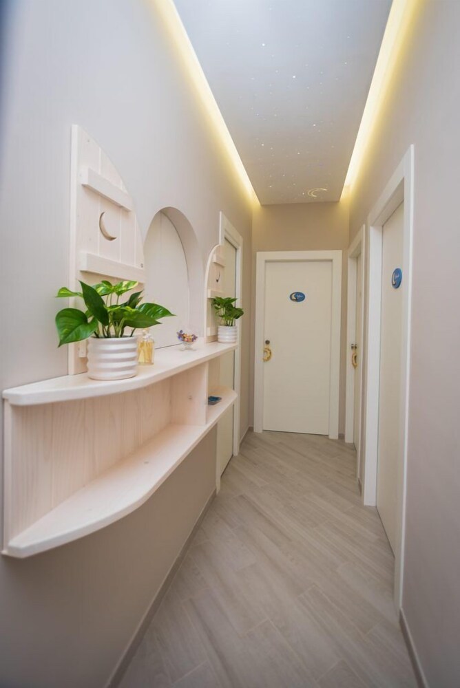 BB Chiaro di Luna — 4-Star Luxury Hotel in Maiori, Italy