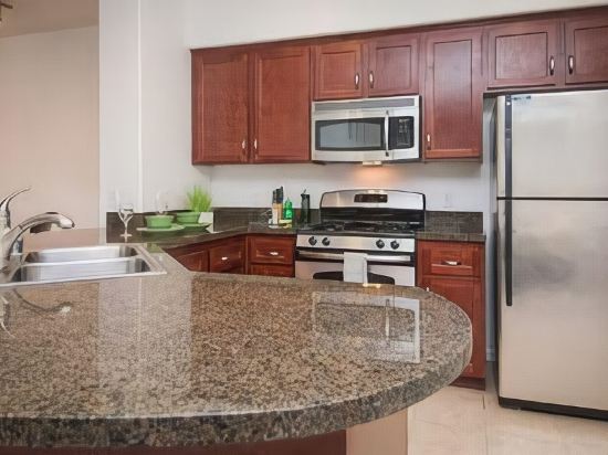 Sunshine Suites at Mission Valley - photo 21