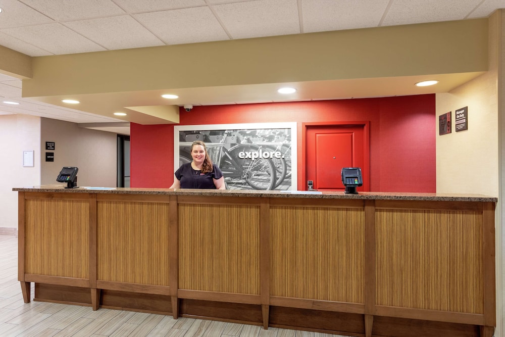 Hampton Inn by Hilton Minneapolis Eagan - photo 6