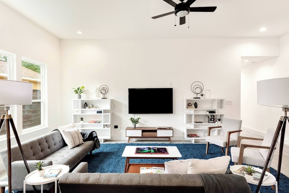 Luminous And Cozy 3br 2bath Escape — Lexington