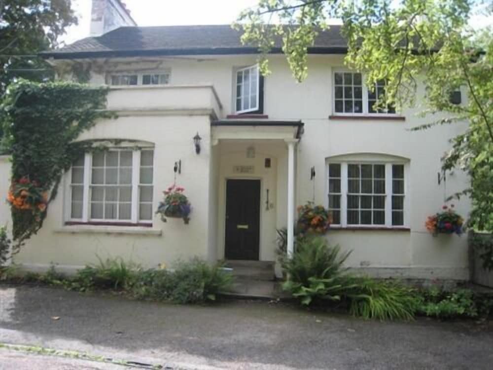 Bluebell House — 4-Star Luxury Hotel in Windsor, United Kingdom
