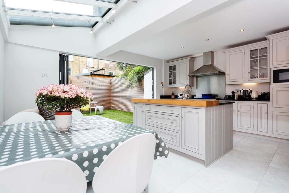 Clapham Calm - carbon neutral hotel in London