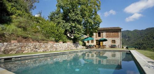 Villa Bottino by Salogi Villas — 4-Star Luxury Hotel in Pescaglia, Italy