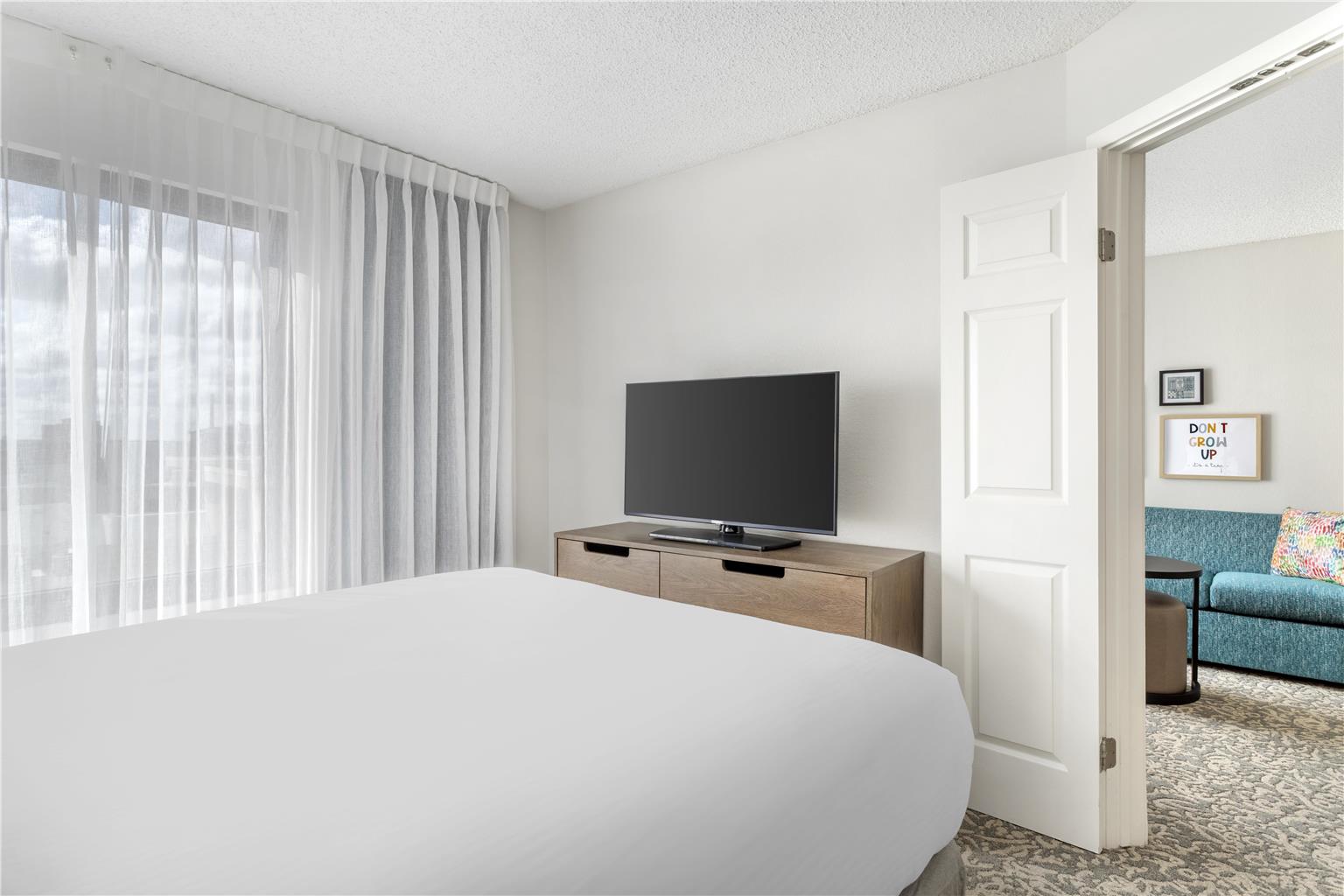 Sonesta ES Suites Anaheim Resort Area - photo 13