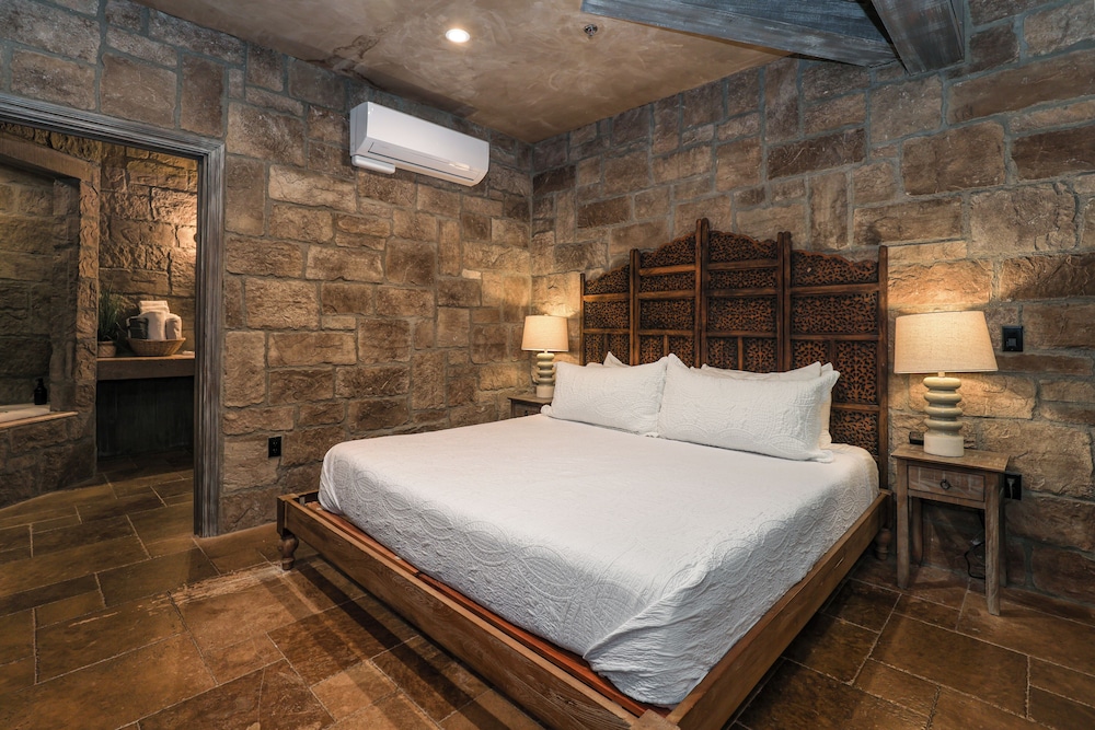 The Inn at Zaca Creek - photo 16