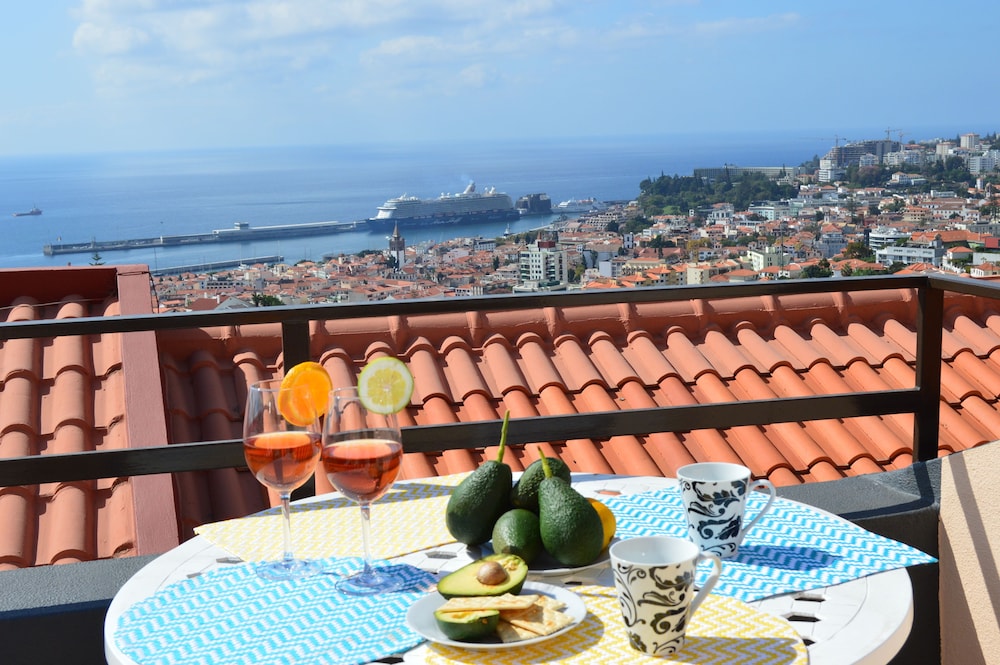 Cantinho da Maria — 4-Star Luxury Hotel in Funchal, Portugal
