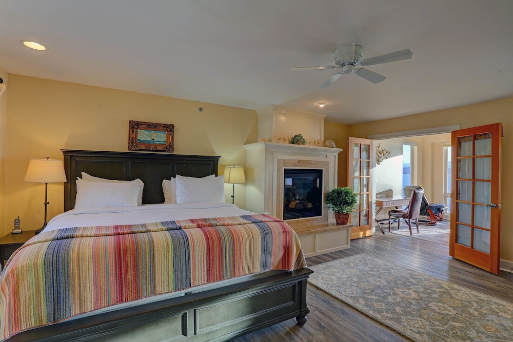Land's End Resort - photo 43