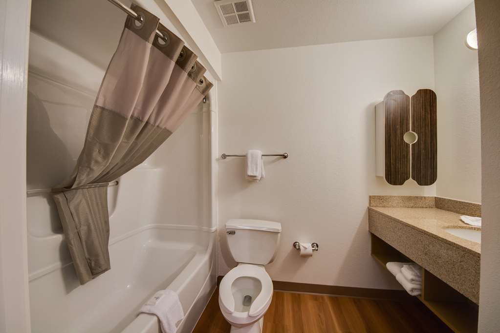 Studio 6 Brownsville TX - photo 26