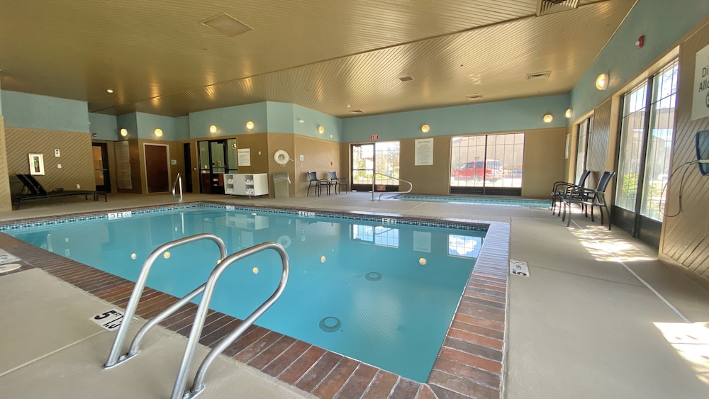 Holiday Inn Express Hotel & Suites Park City by IHG - photo 13