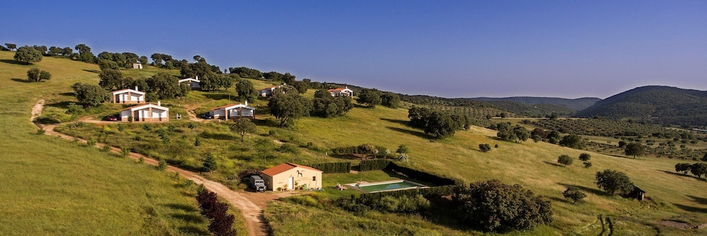 La Aldeilla - carbon neutral hotel in Aldeaquemada