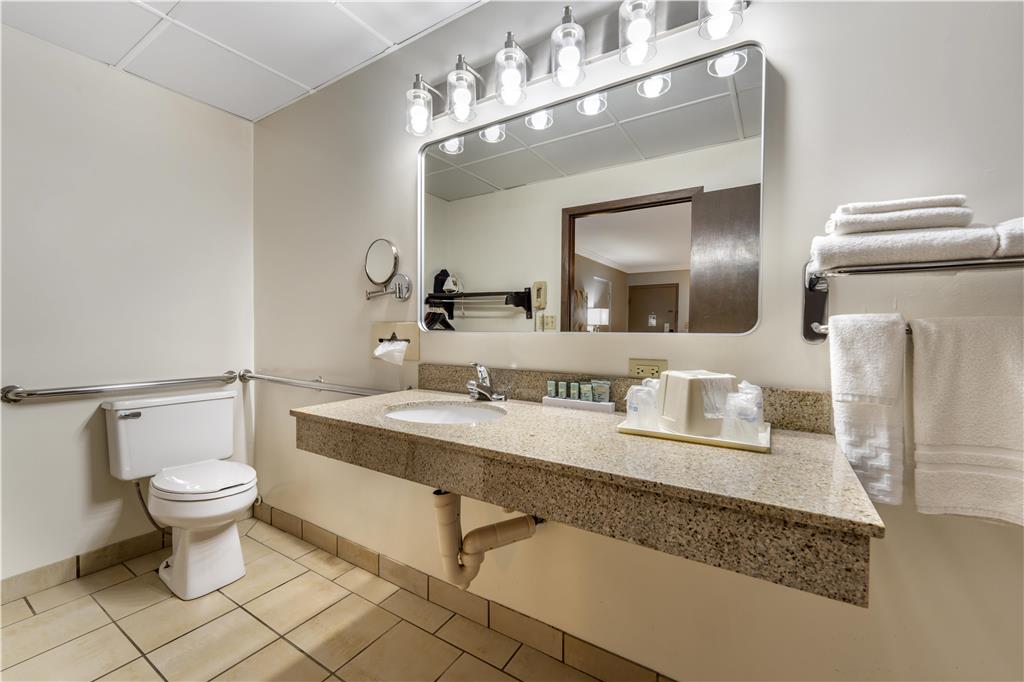 Best Western Angus Inn - photo 37