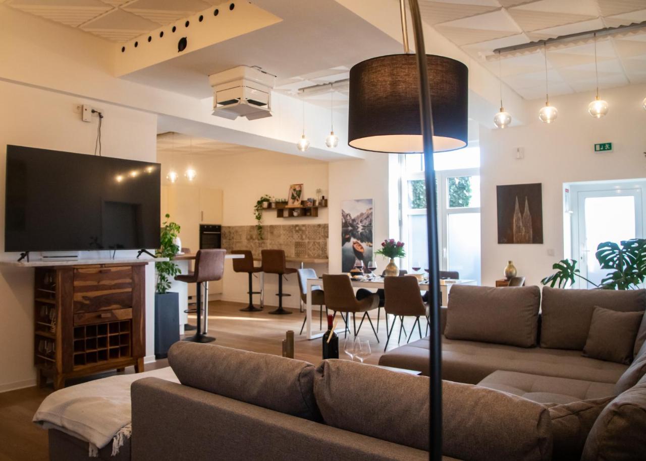 Loft Ferienwohnung Lechenich — 4-Star Luxury Hotel in Erftstadt, Germany