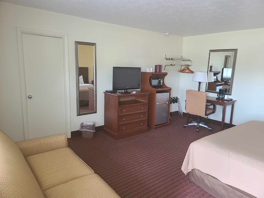 Budget Inn Farmington - photo 9