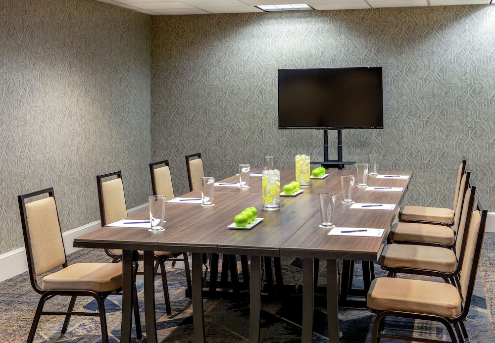 DoubleTree by Hilton Hotel Nashville Downtown - photo 59