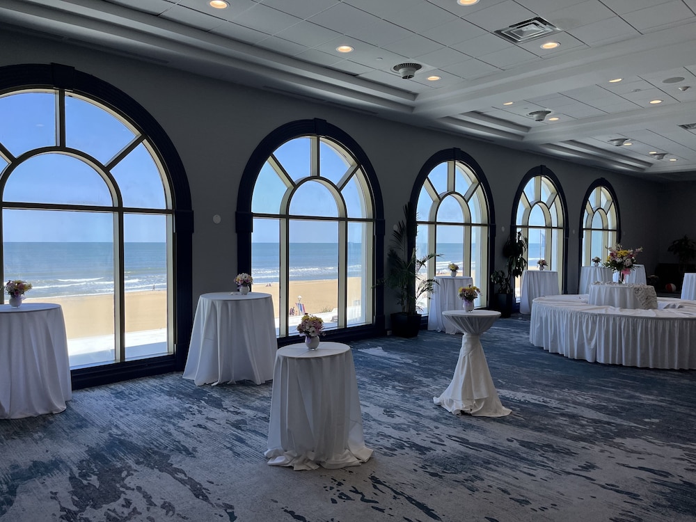 Sheraton Virginia Beach Oceanfront Hotel - photo 113