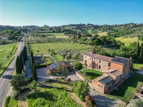 Podere Minuccio Apartments — 4-Star Luxury Hotel in Sinalunga, Italy