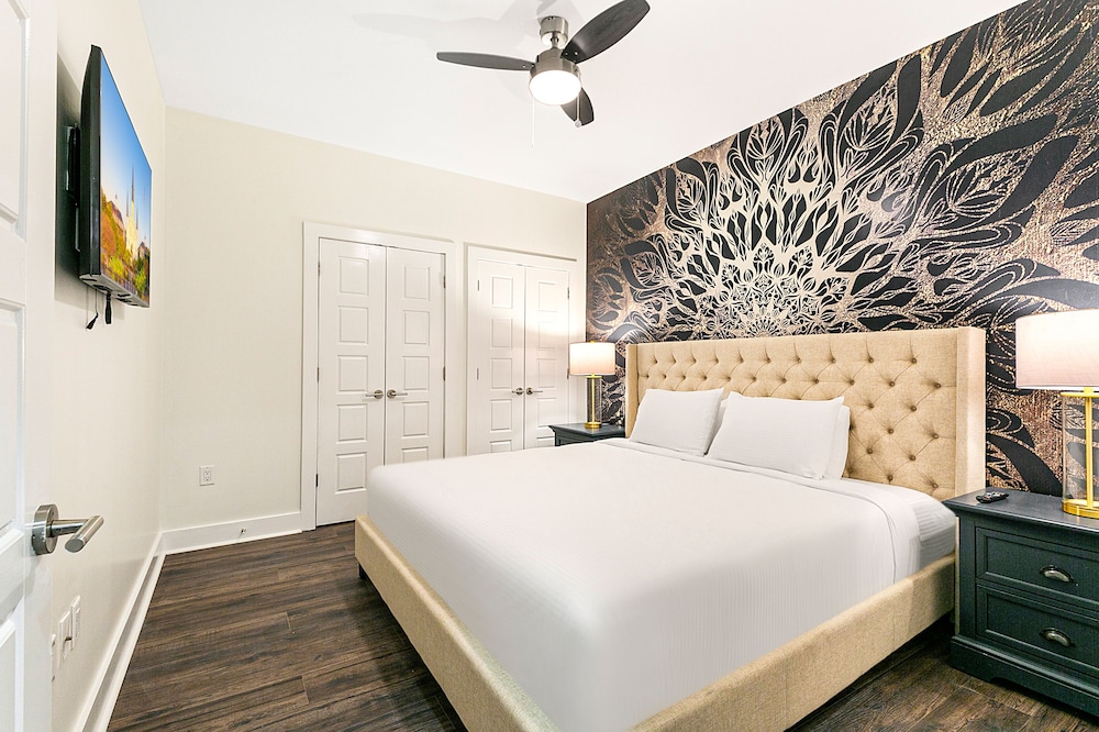 Mardi Gras Suites NOLA's 4BR Elegance - photo 169