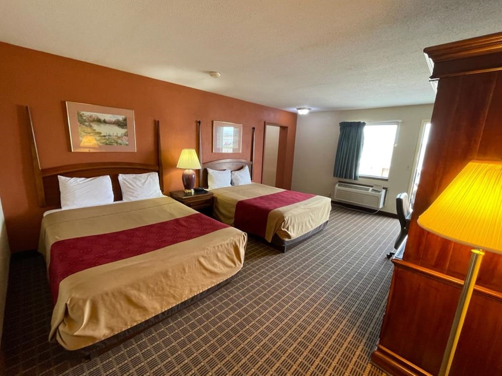 Knights Inn By Capital O Emporia I 35 - photo 45