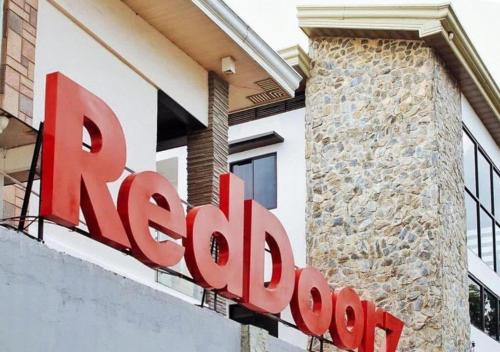 Reddoorz Jackie S Hotel Restaurant — Ipil