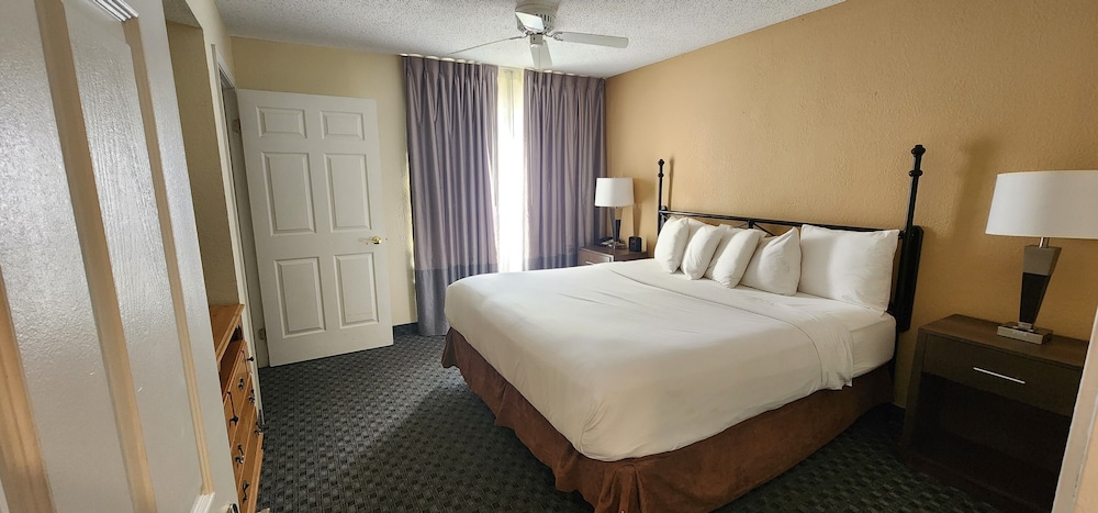 Affordable Suites of America Detroit Warren - photo 13
