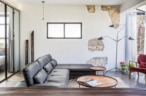The Wall by HolyGuest — 4-Star Luxury Hotel in Tel Aviv, Israel