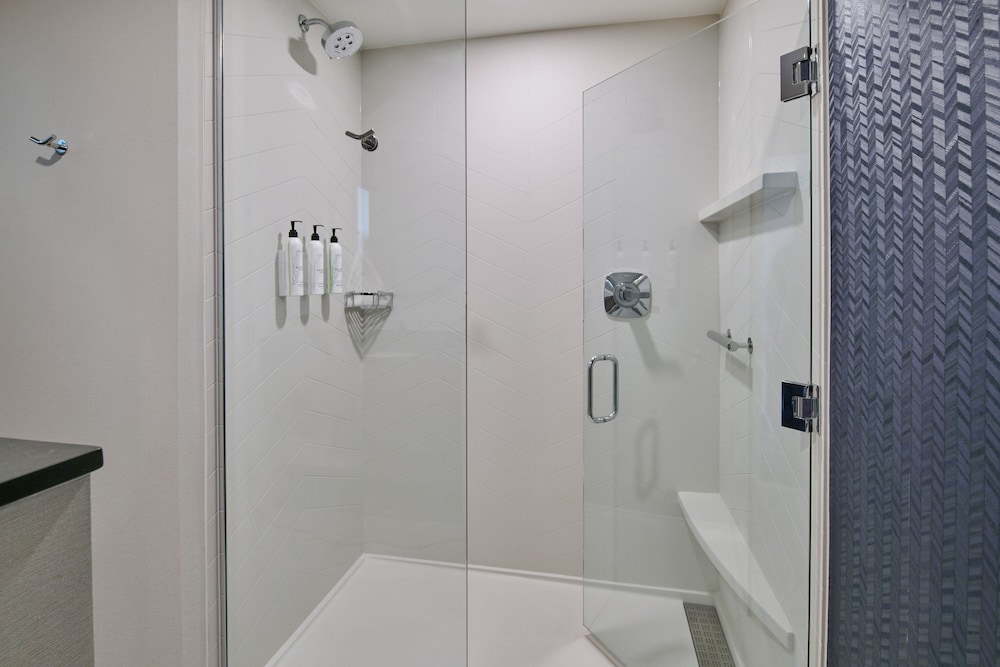 Fairfield Inn & Suites by Marriott Chicago O'Hare - photo 18