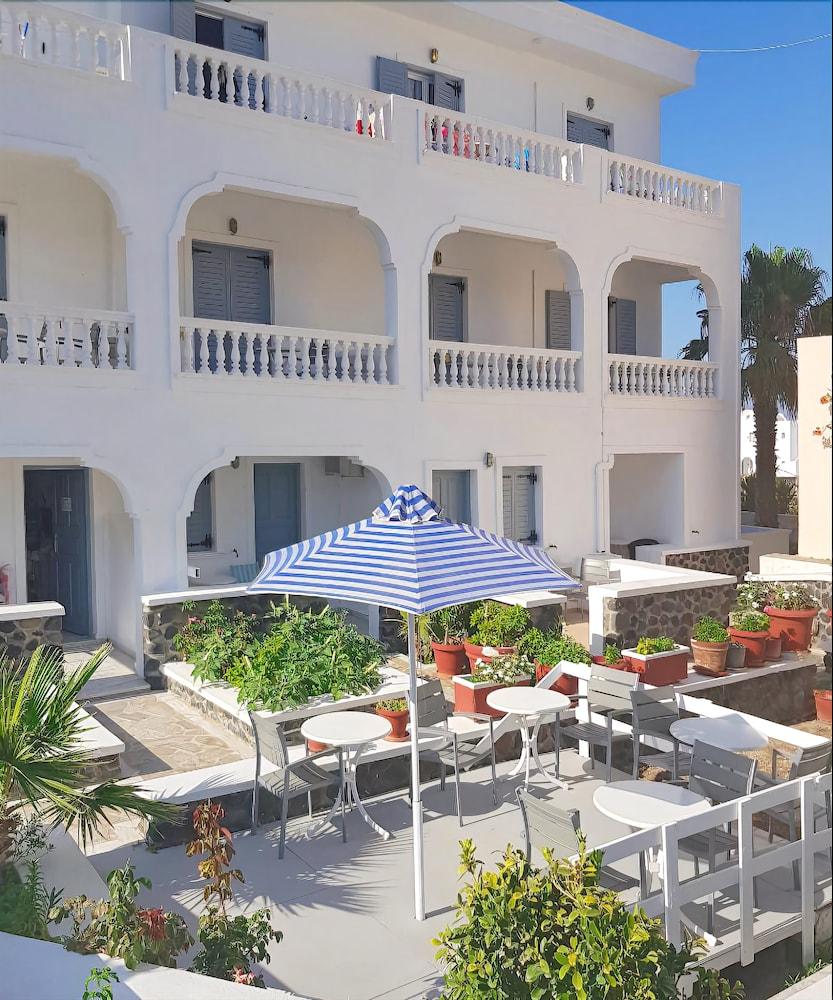 Avraki Hotel — Fira — photo 2