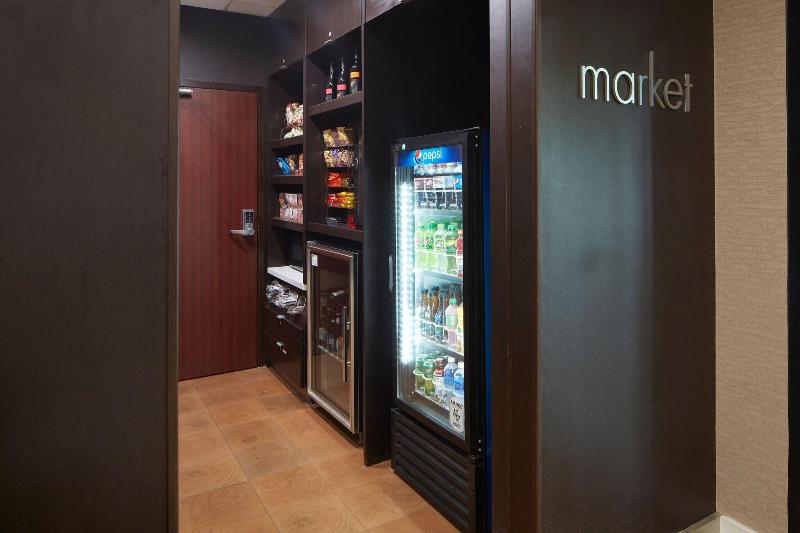 Courtyard by Marriott Newport News Yorktown - photo 3