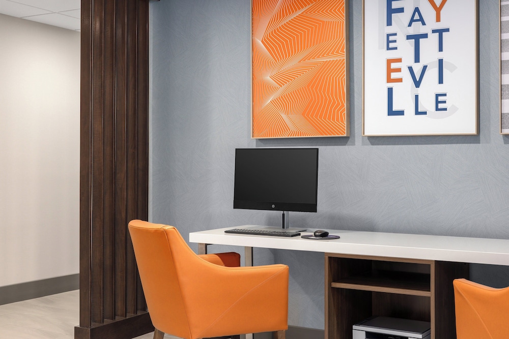 Holiday Inn Express Fayetteville Fort Bragg by IHG - photo 27