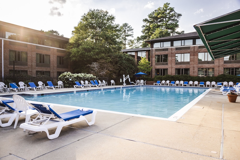 Williamsburg Woodlands Hotel & Suites an official Colonial Williamsburg Hotel - photo 13