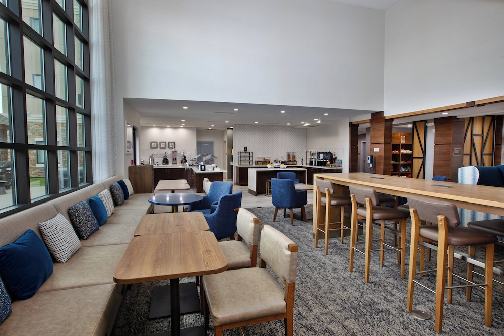 Staybridge Suites Ames - photo 38