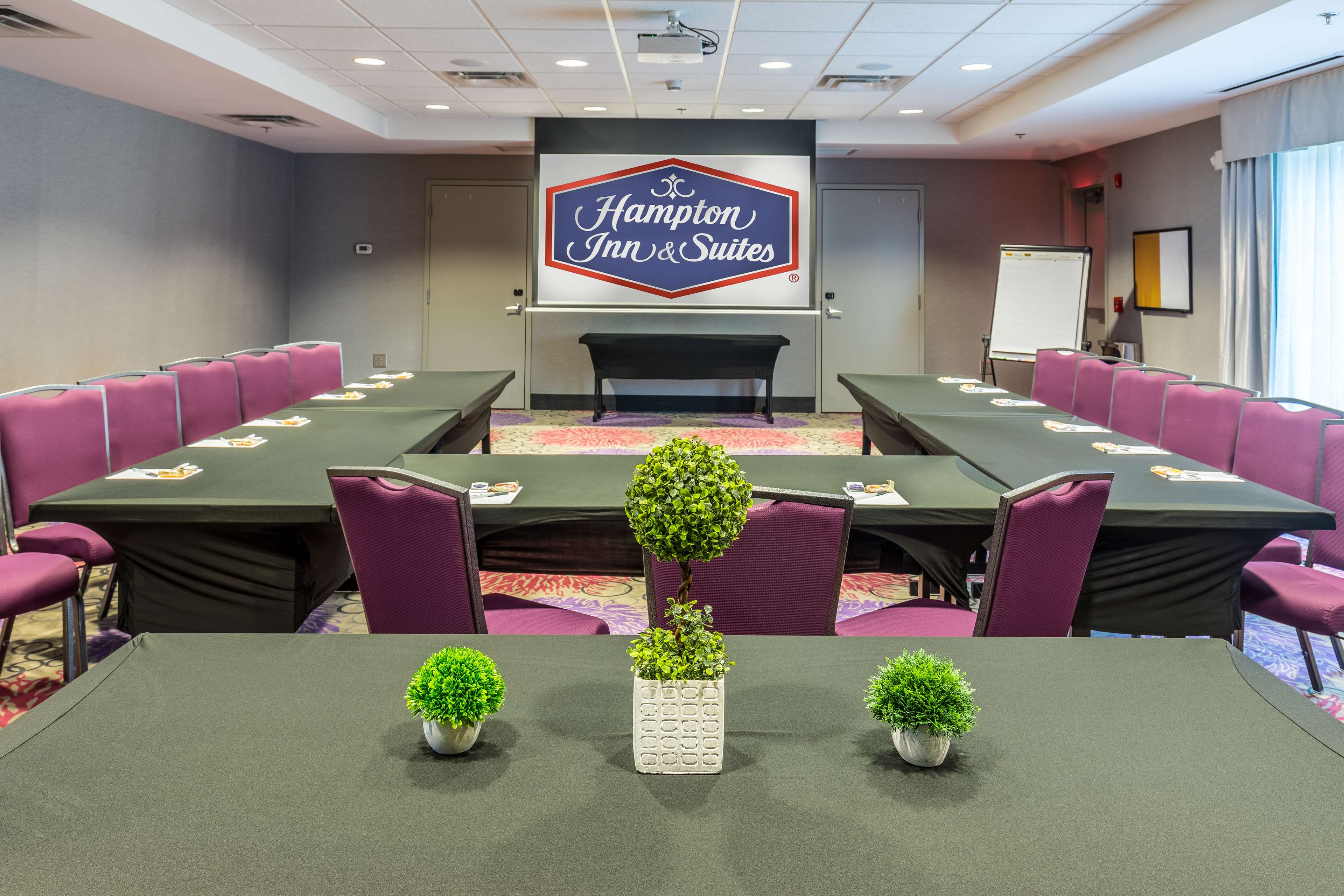 Hampton Inn & Suites Dublin - photo 24