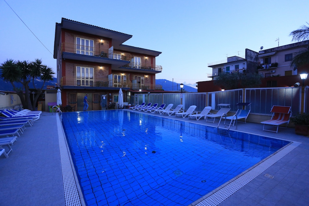 Hotel Pompei — hotel in Scafati