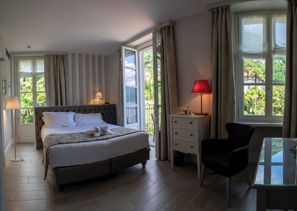 Park Hotel Italia — 4-Star Luxury Hotel in Cannero Riviera, Italy
