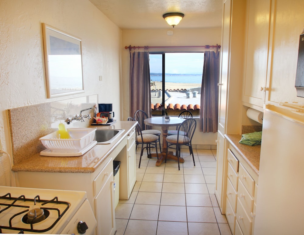 Capitola Venetian Hotel - photo 44