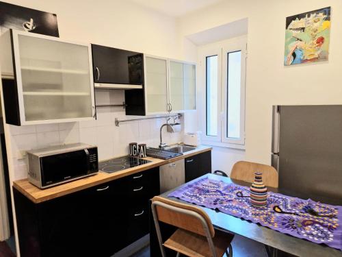 Appartamento Monticiano — 4-Star Luxury Hotel in Rome, Italy