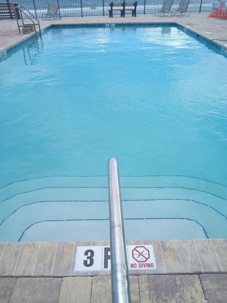 La Bella Oceanfront Inn - last minute hotel in Daytona Beach