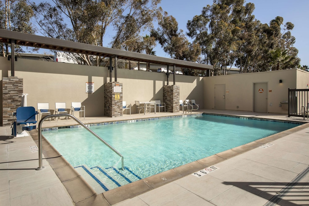 Home2 Suites by Hilton Redlands Loma Linda - photo 34