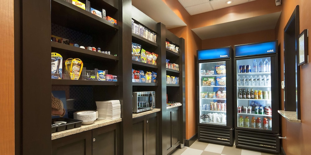 Hampton Inn & Suites Seneca Clemson Area - photo 55