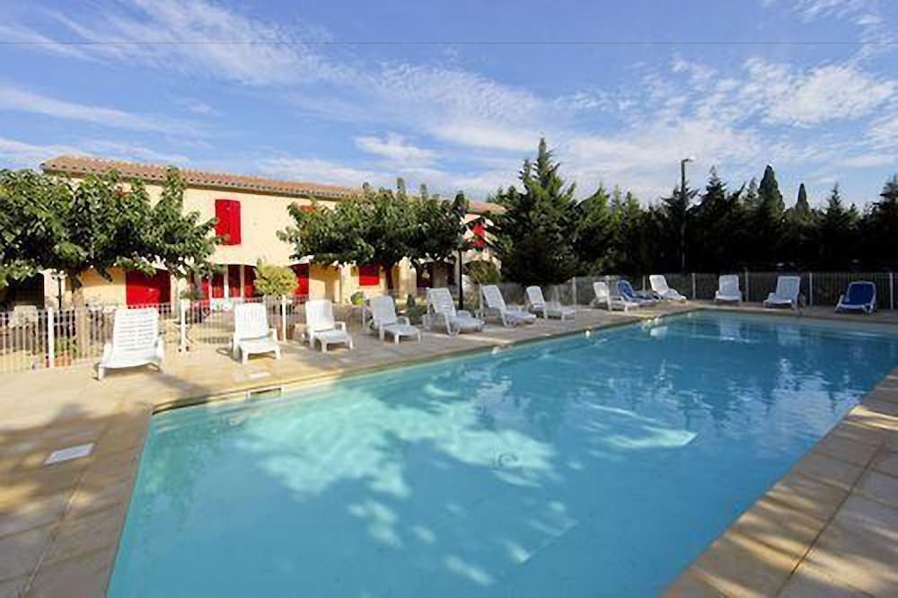 Prato Plage — hotel in Pernes-Les-Fontaines