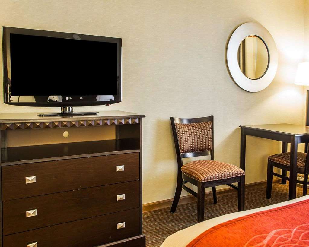 Quality Inn Greenville North - photo 12