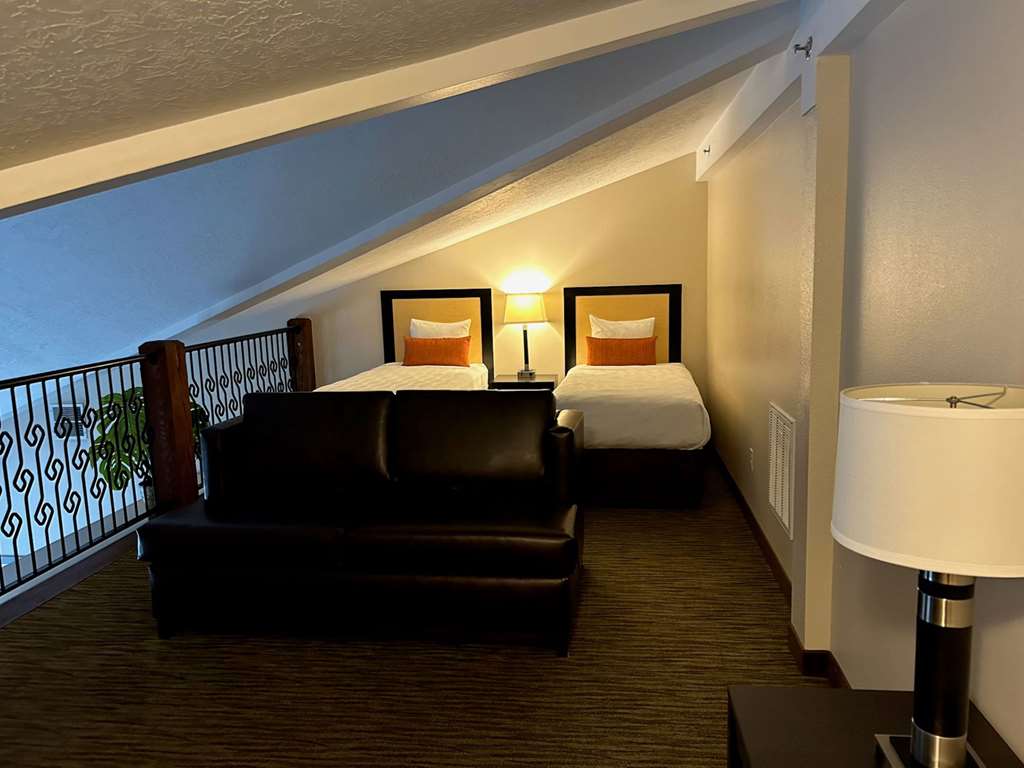 Best Western Plus Landmark Hotel - photo 16