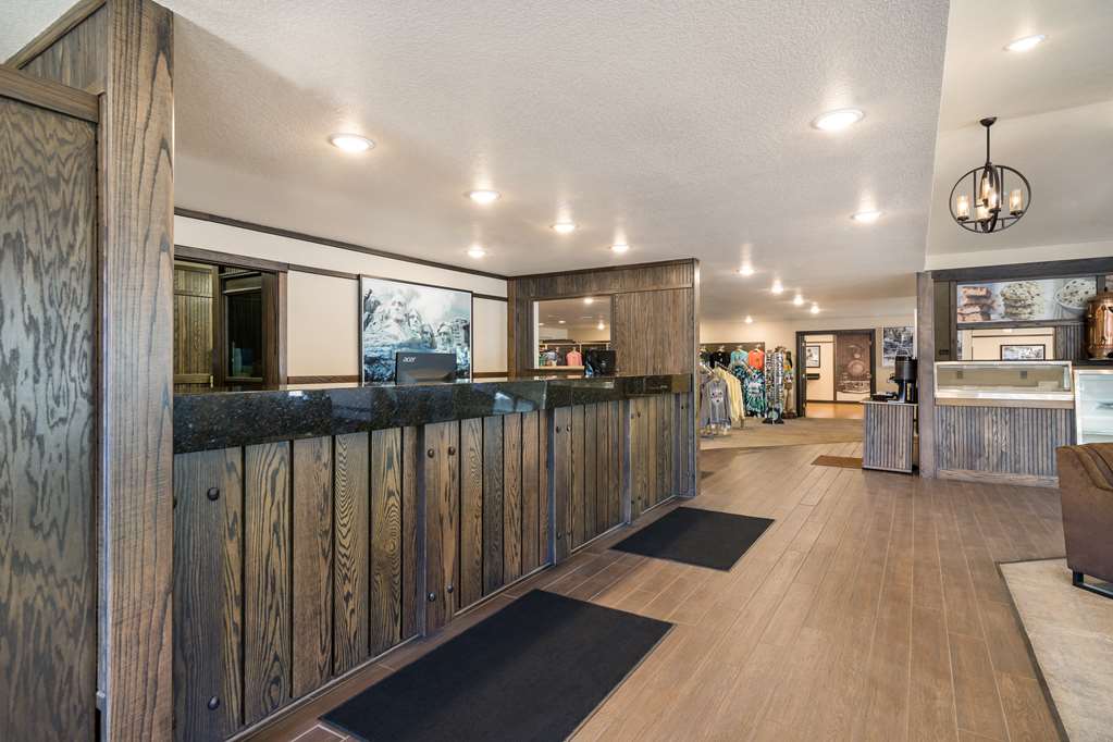 Best Western Golden Spike Inn & Suites - photo 53